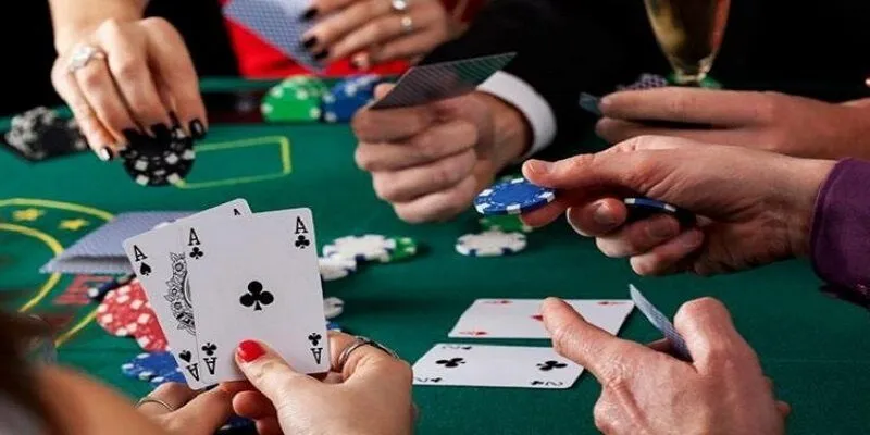 Dưới đây là hướng dẫn các bước tham gia chơi <strong>game bài Xì Tố</strong> tại sòng bạc Olybet, mời các bạn tham khảo. Hành động cược ở mỗi vòng Xì Tố