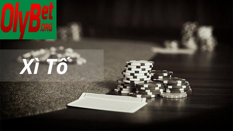 Bước 1: Tất cả người chơi đều đặt cược số tiền giống nhau. Các loại bộ bài trong Xì Tố Olybet